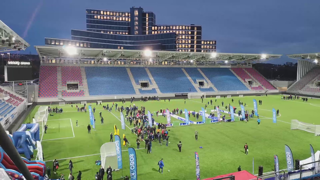 To timers fotballaktivitet på 30 sekunder